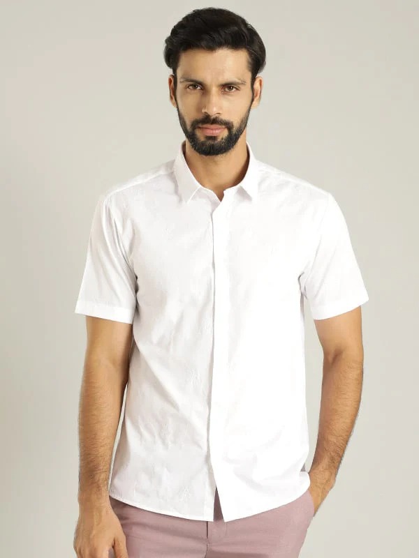 Indian Terrain Men Embroidered White Shirt